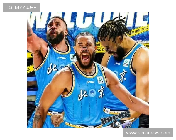 麦基加盟北京首秀贡献12分6板3助